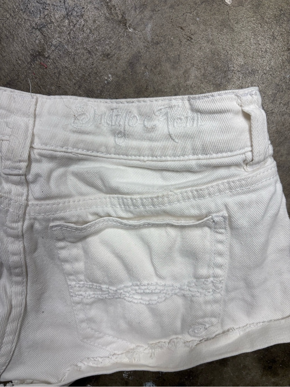 White Women's Low-rise Micro Denim Shorts - Indigo Rein Vintage Size 0 - Picture 5 of 5